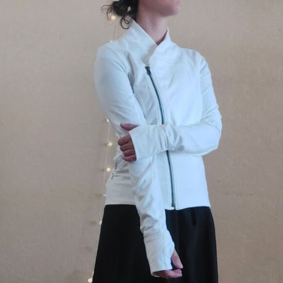 Lululemon Precision Jacket White Luon Asymmetrical Full Zip Sz 8 - Picture 1 of 12